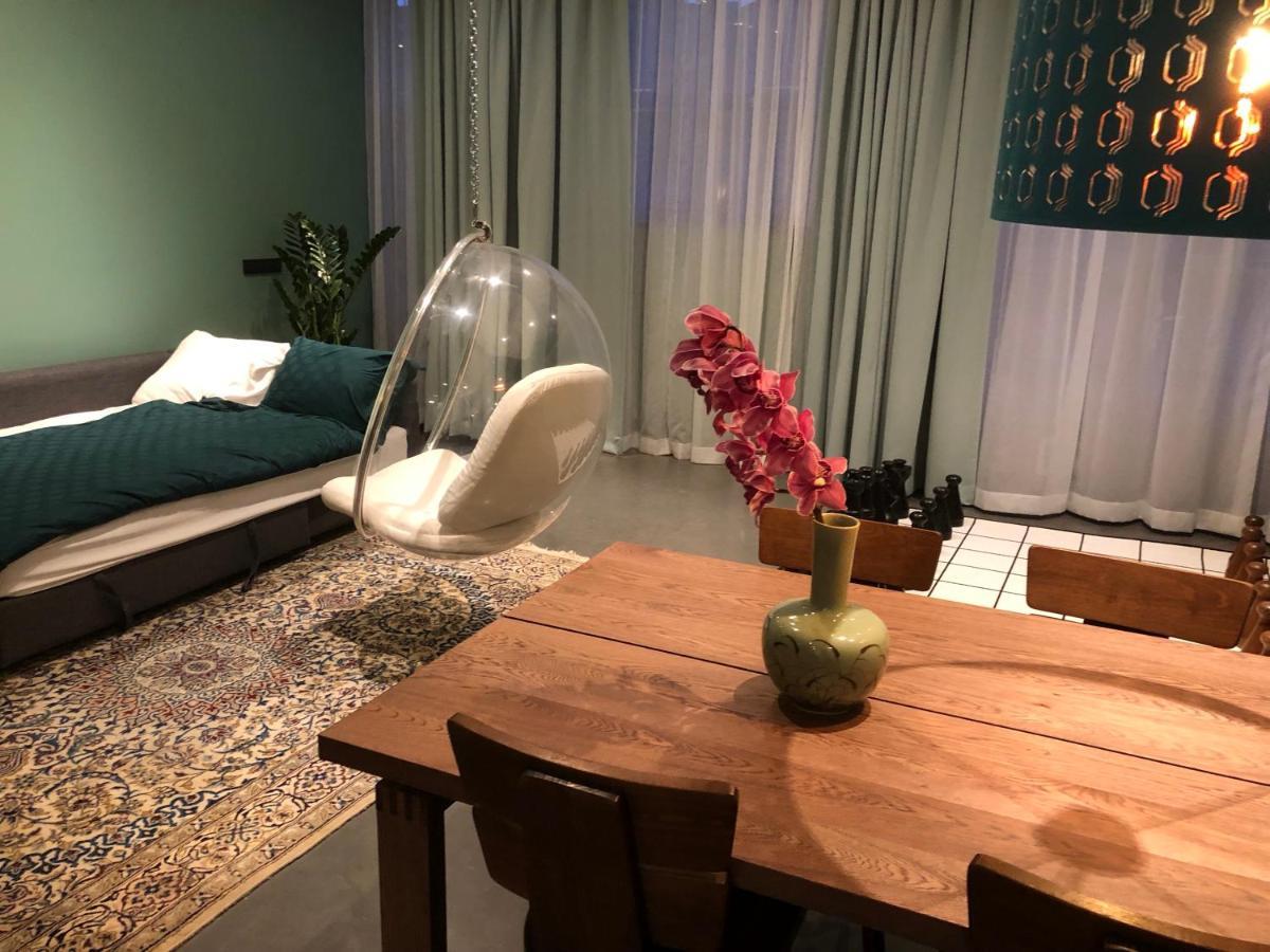 Bed and breakfast Private - Free Parking 2*